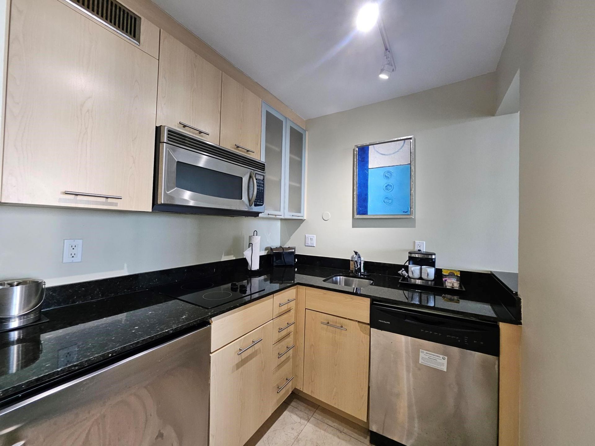 2670 E Sunrise Boulevard, Unit 1105, Fort Lauderdale, FL 33304 Photo