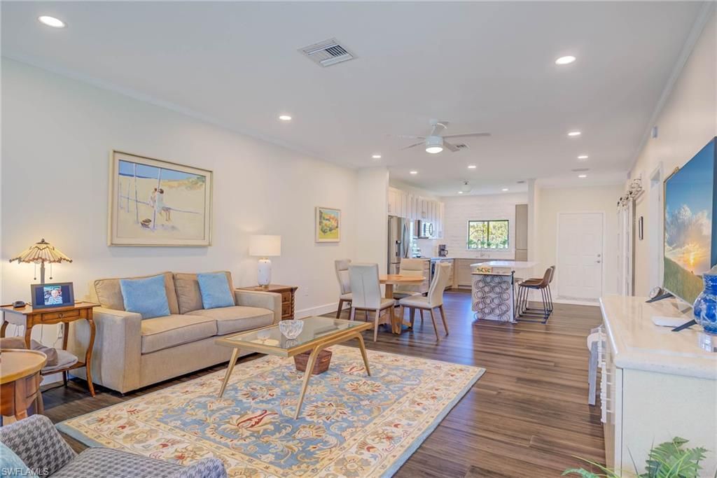 303 Arbor Lake Dr, Unit 3-102, Naples, FL 34110 Photo