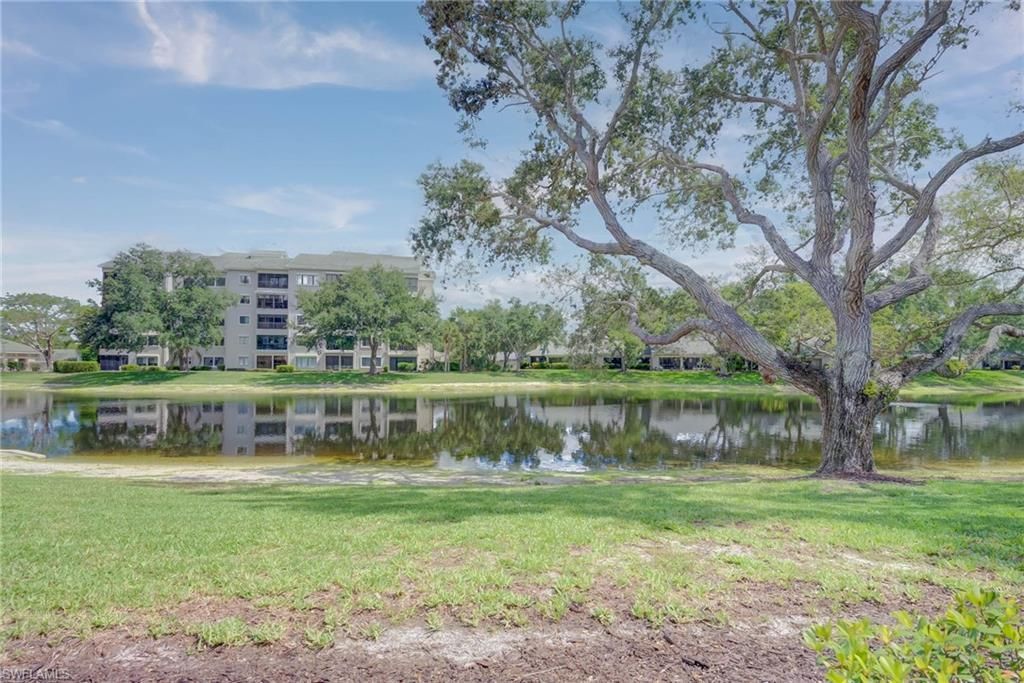 303 Arbor Lake Dr, Unit 3-102, Naples, FL 34110 Photo