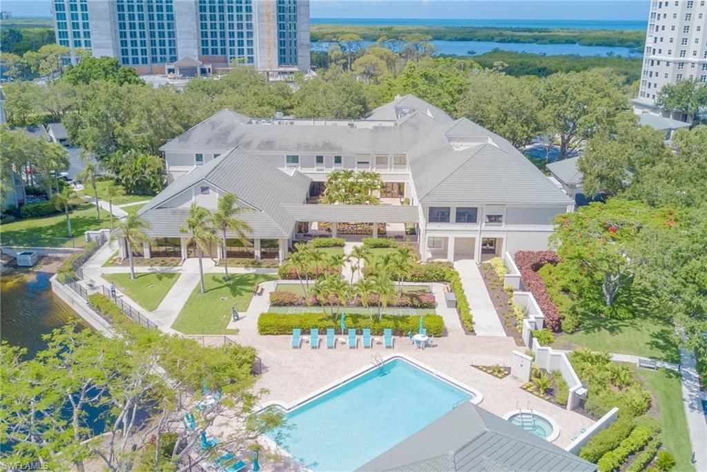 303 Arbor Lake Dr, Unit 3-102, Naples, FL 34110 Photo