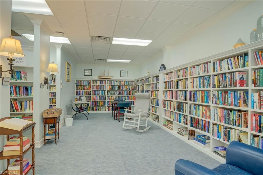 303 Arbor Lake Dr, Unit 3-102, Naples, FL 34110 Photo