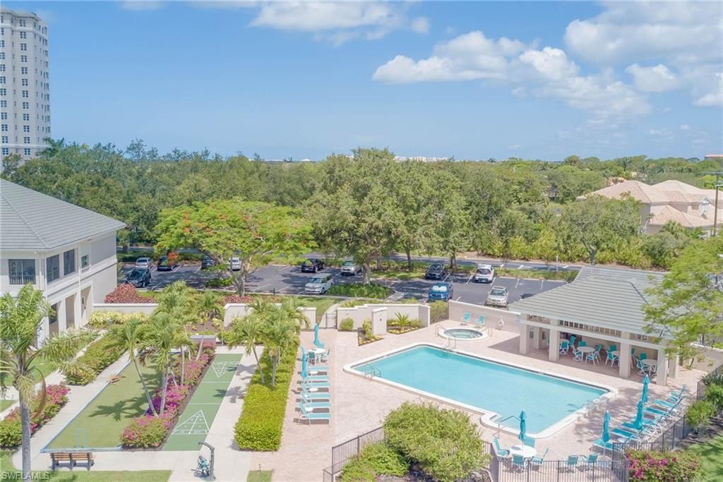 303 Arbor Lake Dr, Unit 3-102, Naples, FL 34110 Photo