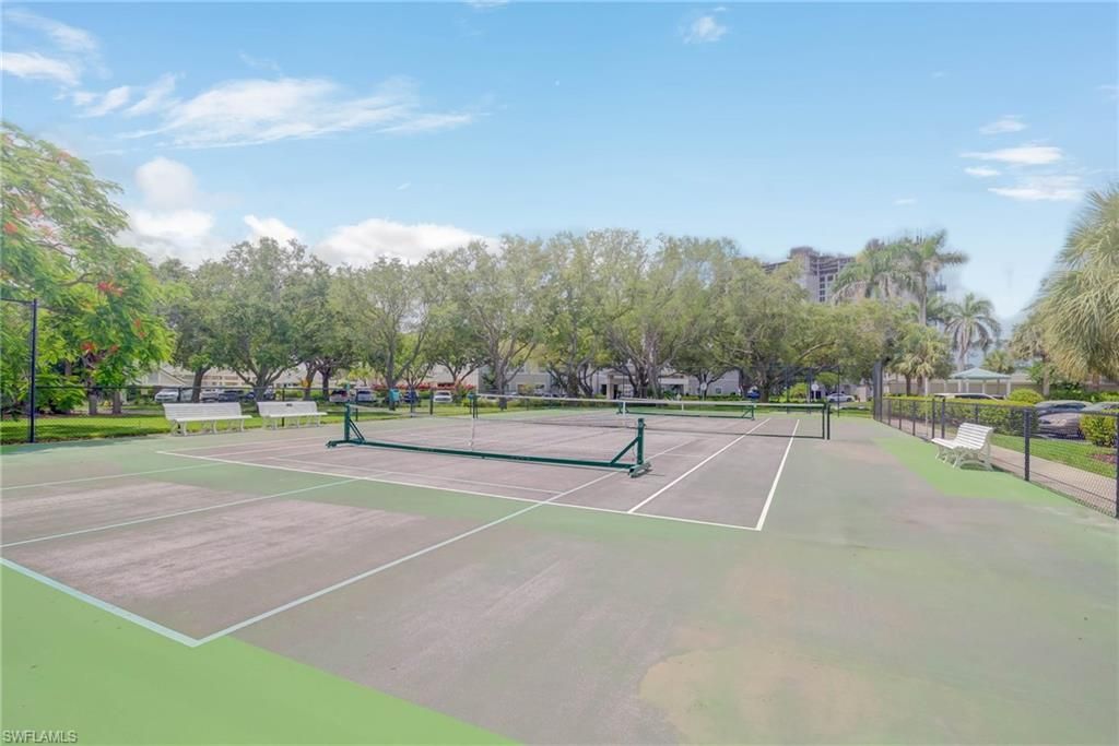 303 Arbor Lake Dr, Unit 3-102, Naples, FL 34110 Photo