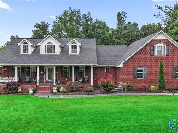 190 Creek Drive, Rainsville, AL 35986