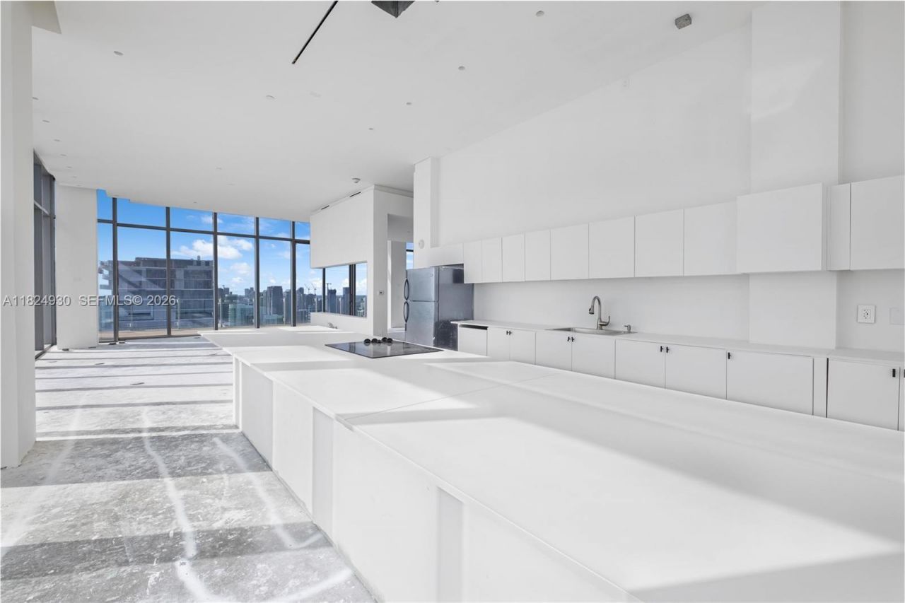 700 NE 26th Ter, Unit PH-02, Miami, FL 33137 Photo