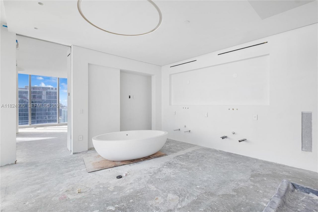 700 NE 26th Ter, Unit PH-02, Miami, FL 33137 Photo