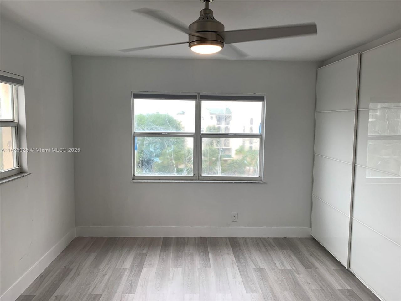 2555 NE 11th St, Unit 509, Fort Lauderdale, FL 33304 Photo