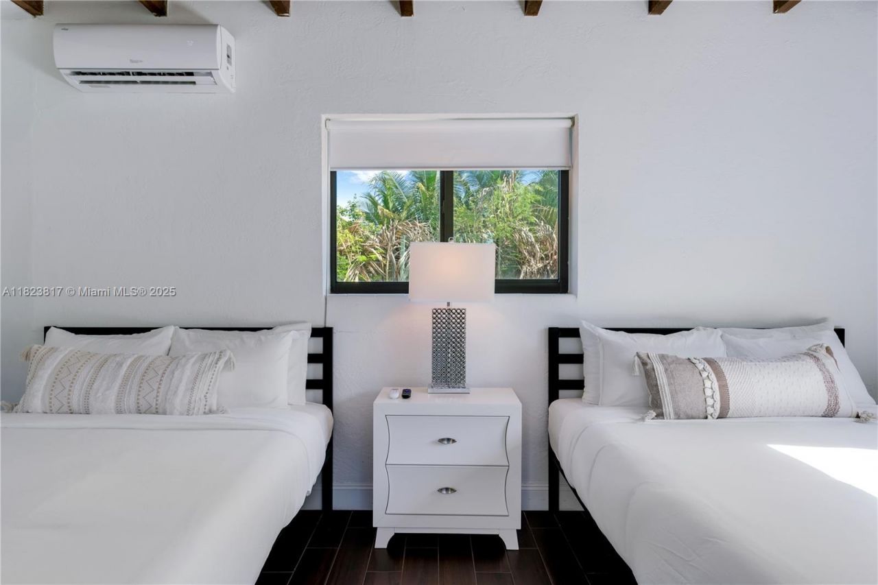 11534 NE 13th Ave, Miami, FL 33161 Photo