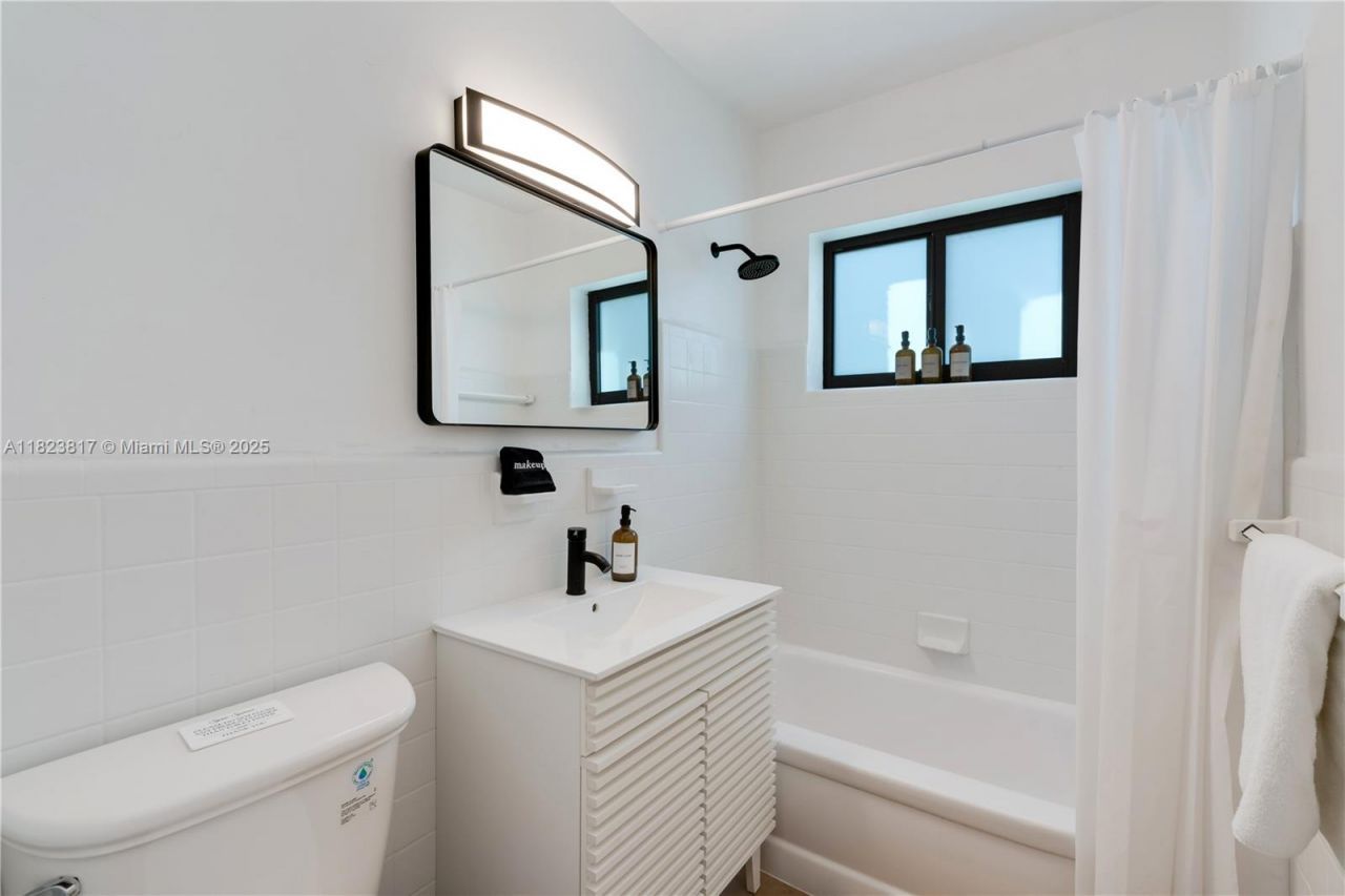 11534 NE 13th Ave, Miami, FL 33161 Photo