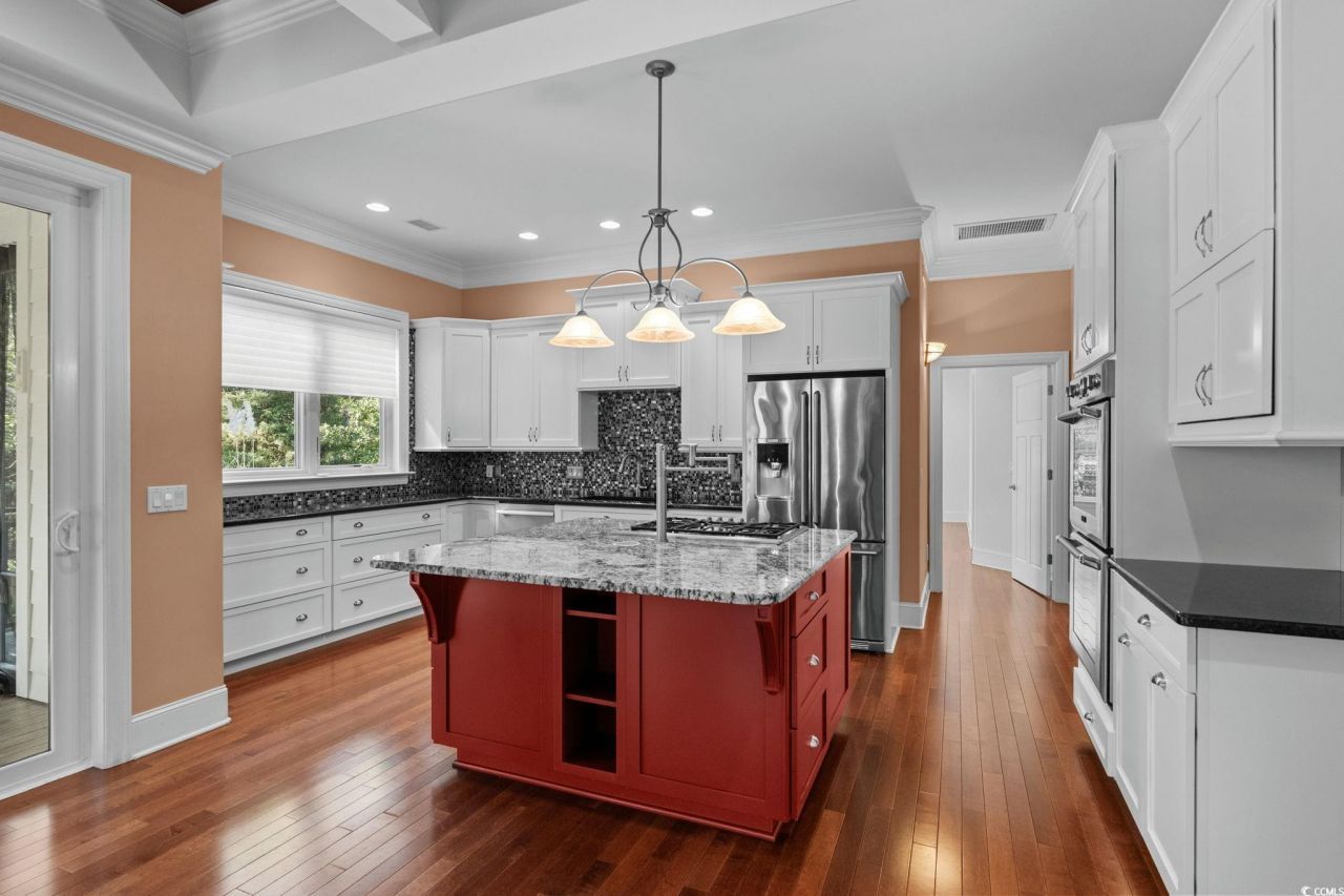 128 Knotty Pine Way Photo 10