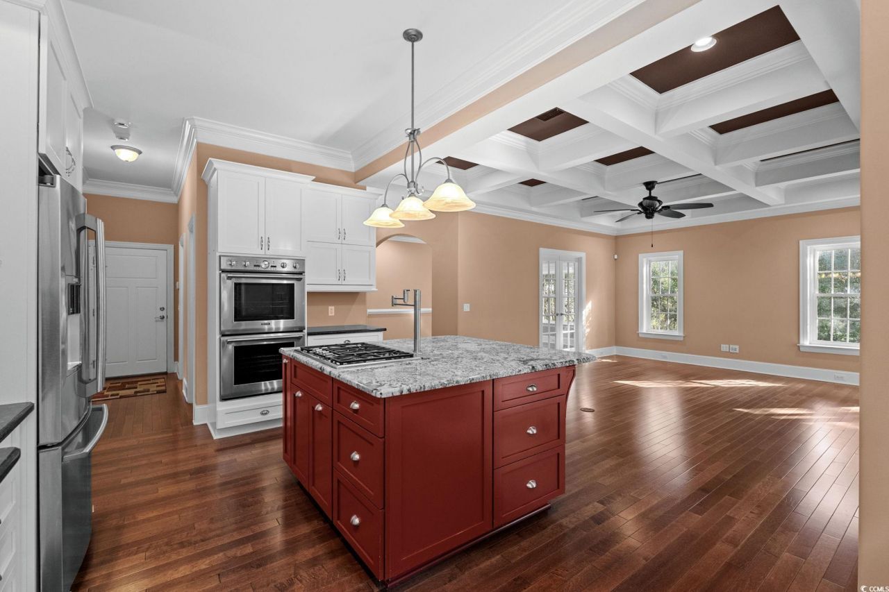 128 Knotty Pine Way Photo 15