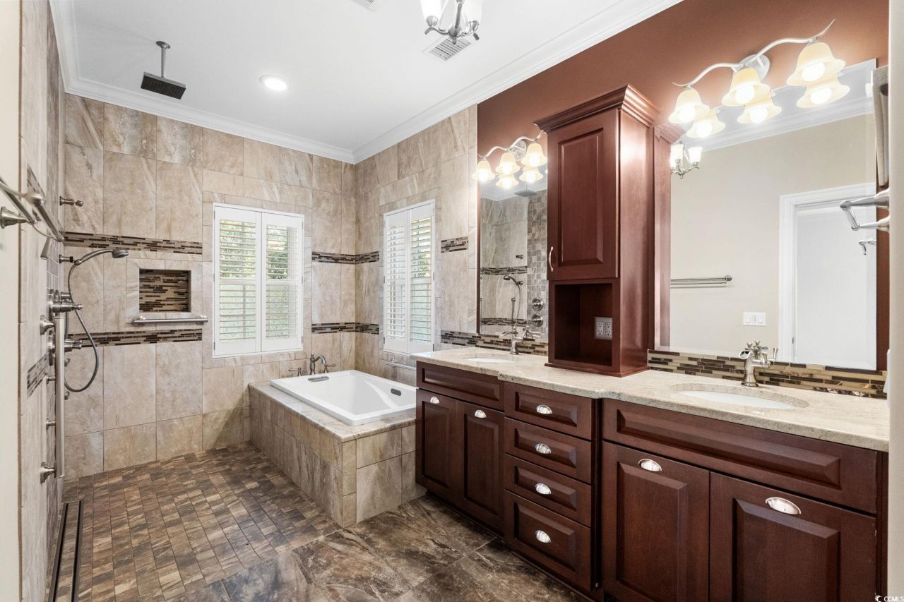 128 Knotty Pine Way Photo 18