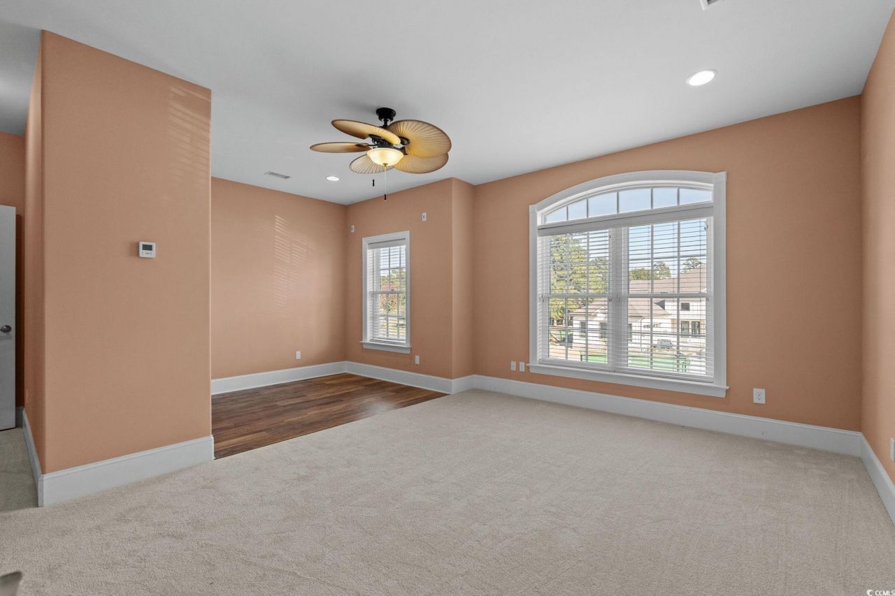 128 Knotty Pine Way Photo 22