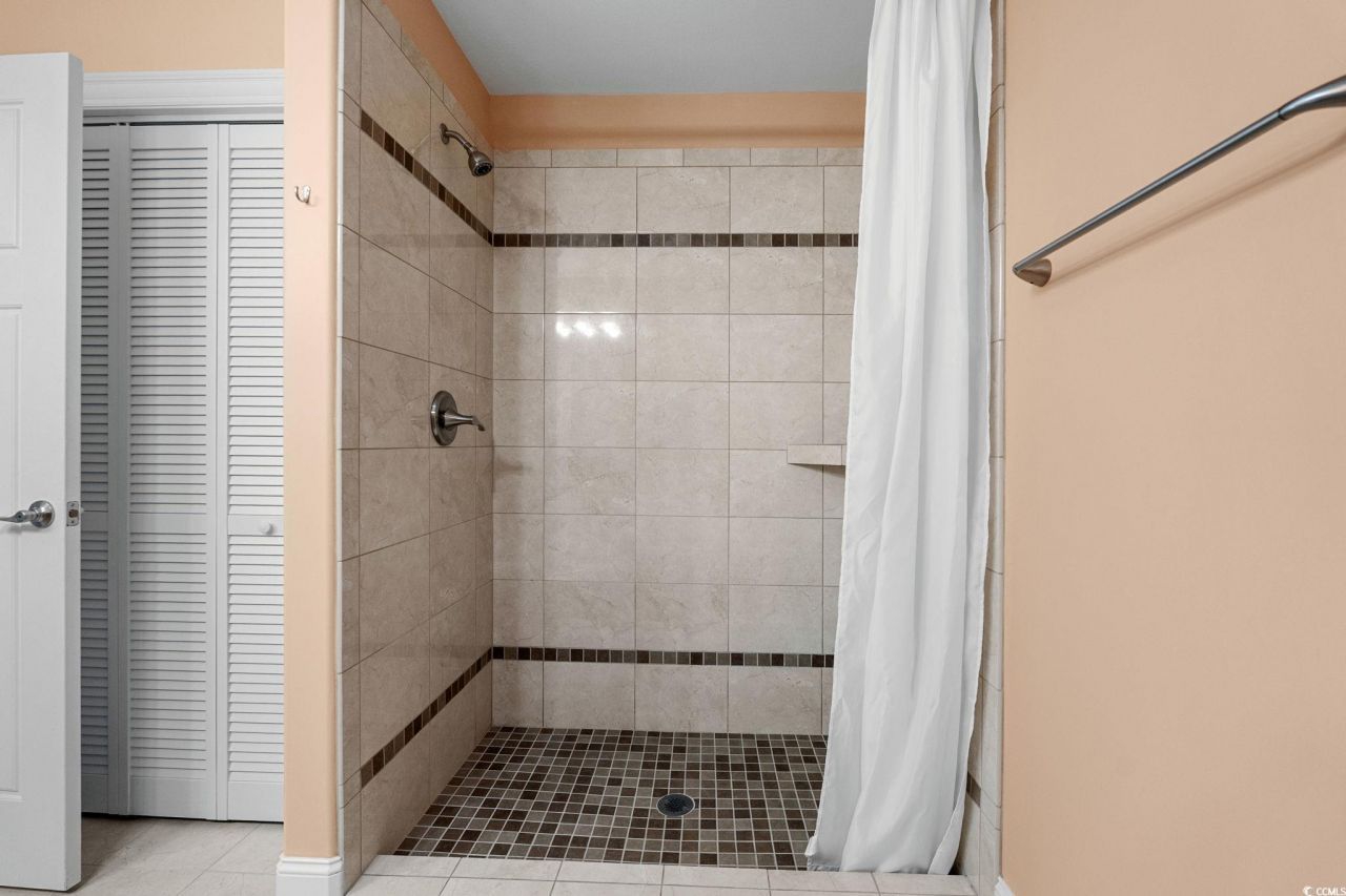 128 Knotty Pine Way Photo 24