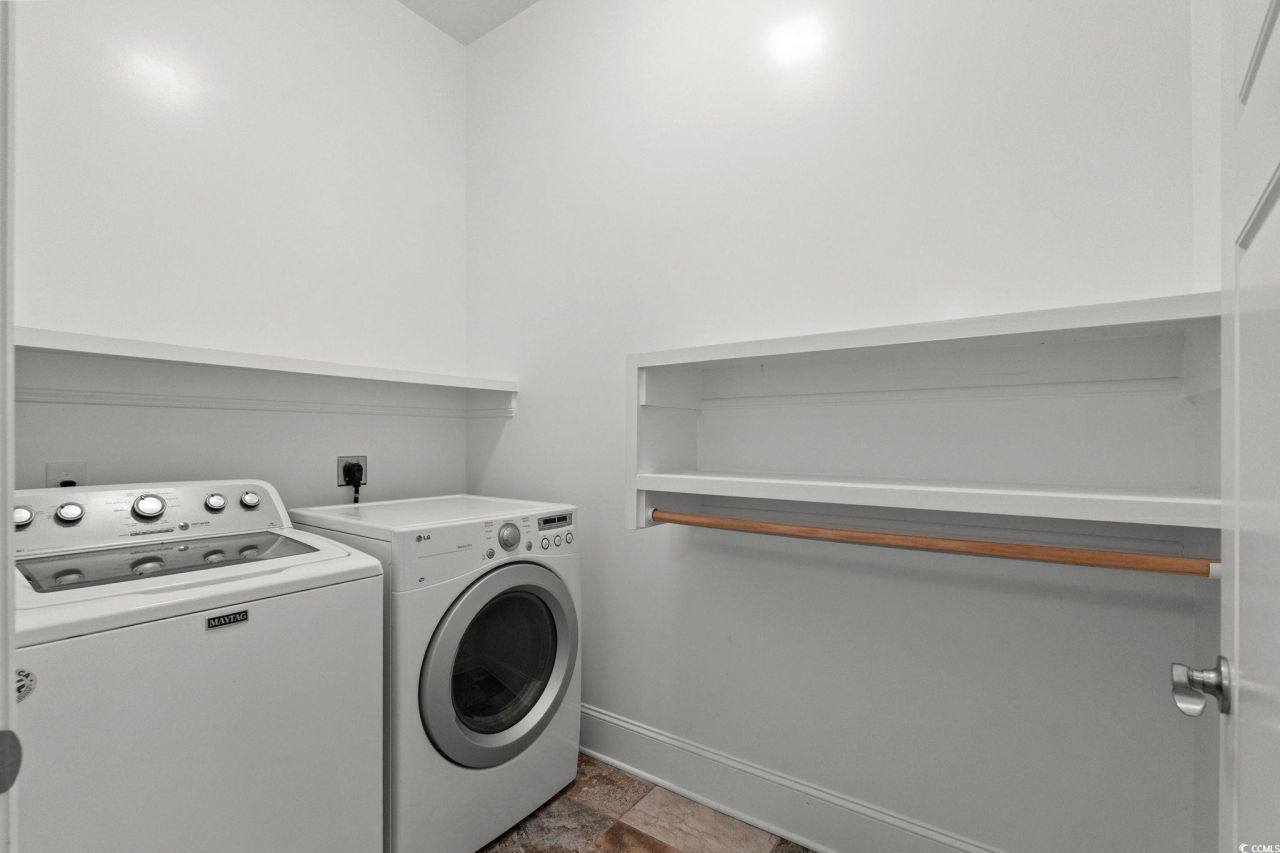 128 Knotty Pine Way Photo 28