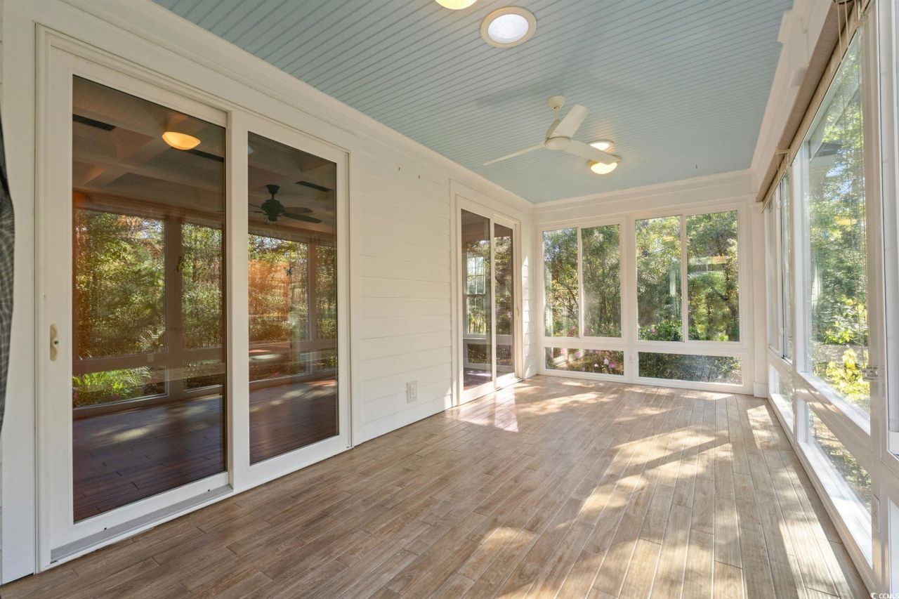 128 Knotty Pine Way Photo 31