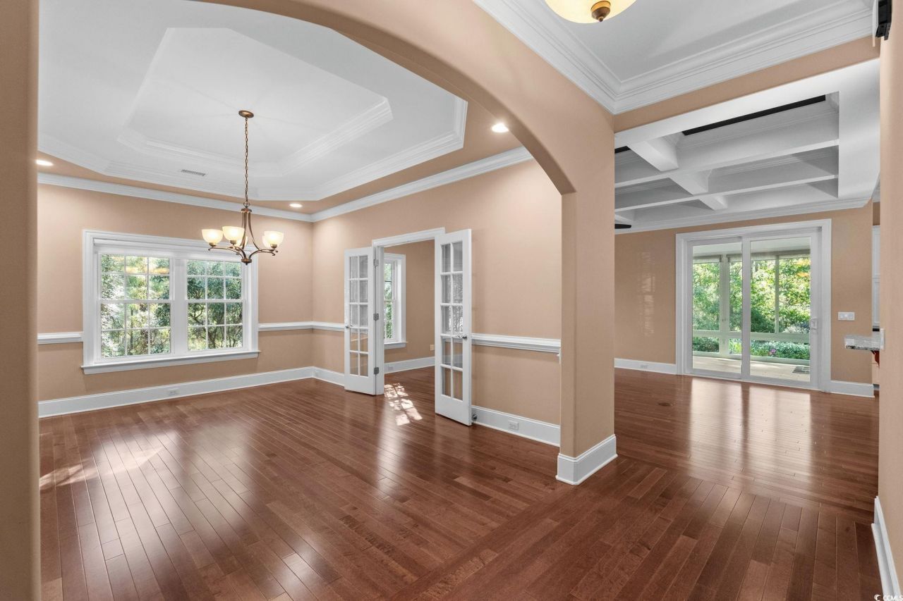 128 Knotty Pine Way Photo 6