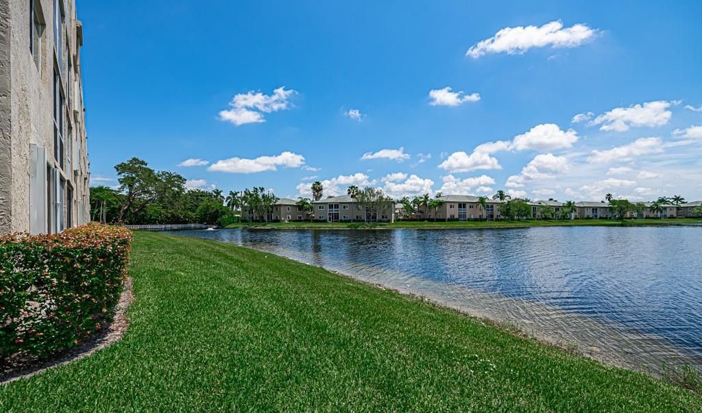 7840 Trent Drive, Unit 111, Tamarac, FL 33321 Photo