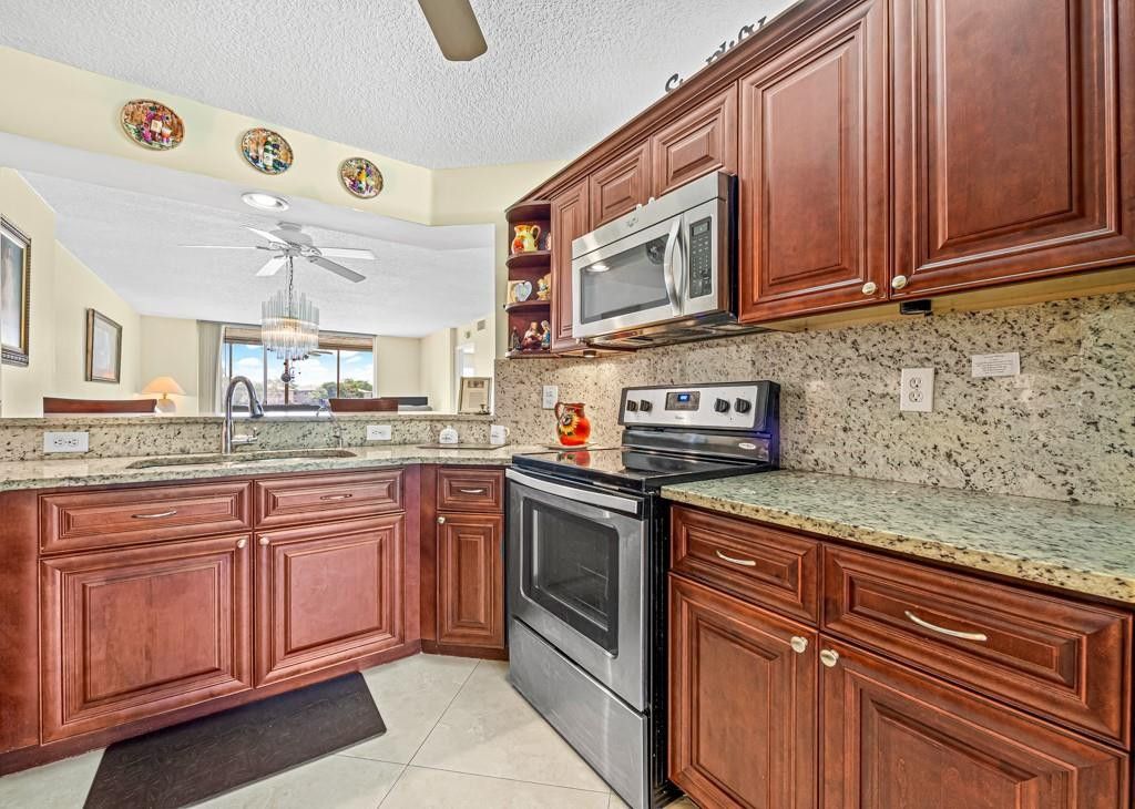 7840 Trent Drive, Unit 111, Tamarac, FL 33321 Photo