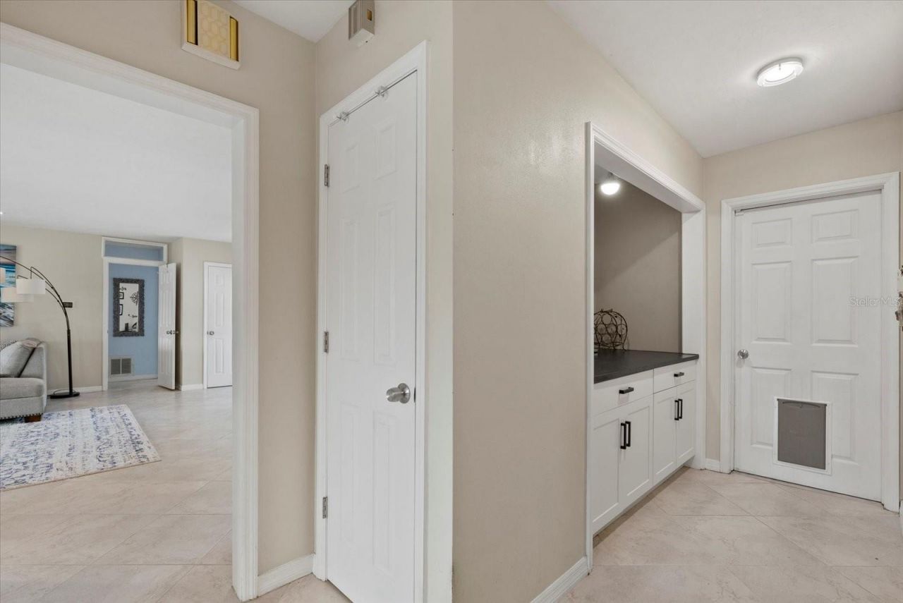 538 Magellan Drive, Sarasota, FL 34243 Photo