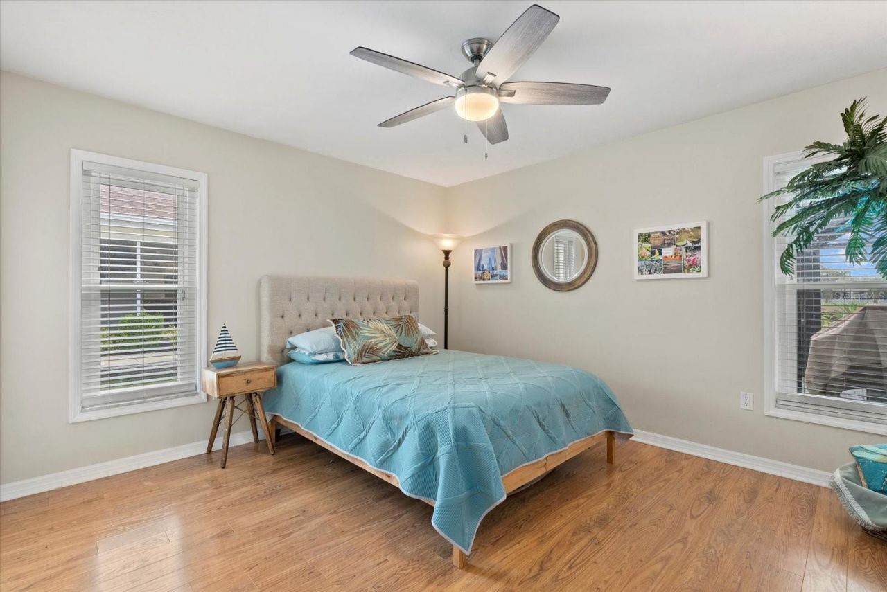 538 Magellan Drive, Sarasota, FL 34243 Photo