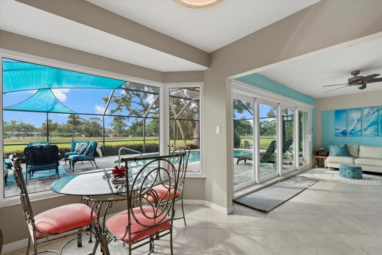 538 Magellan Drive, Sarasota, FL 34243 Photo