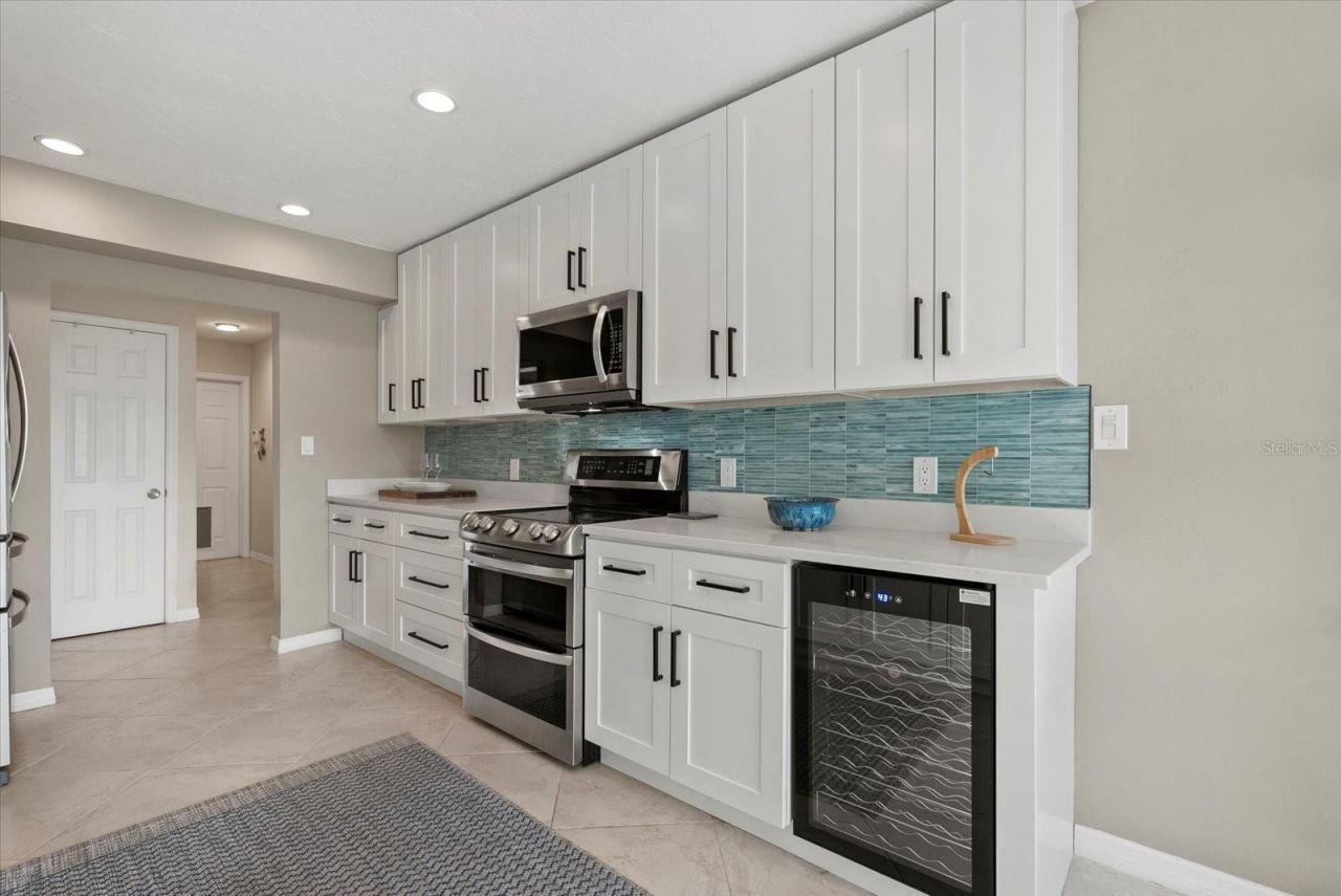 538 Magellan Drive, Sarasota, FL 34243 Photo