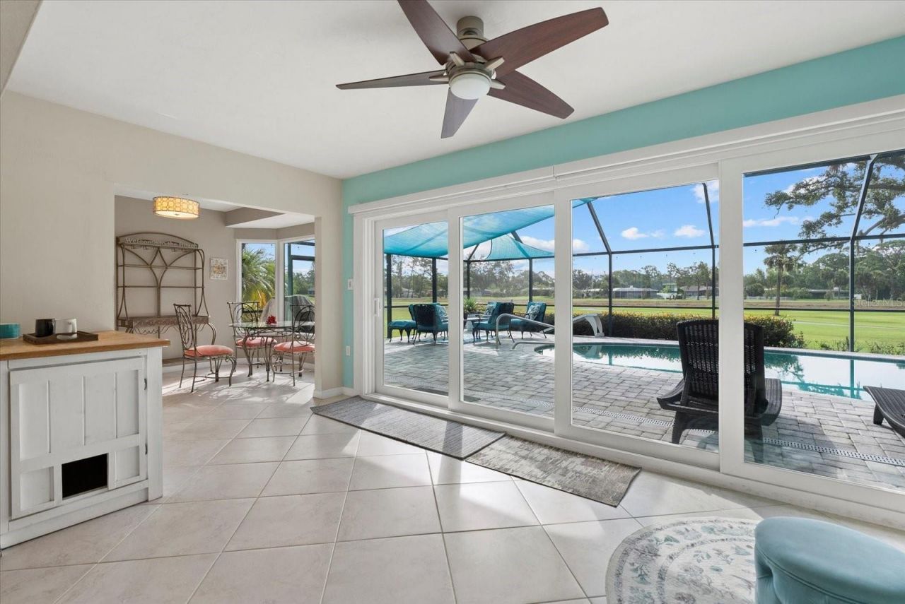 538 Magellan Drive, Sarasota, FL 34243 Photo