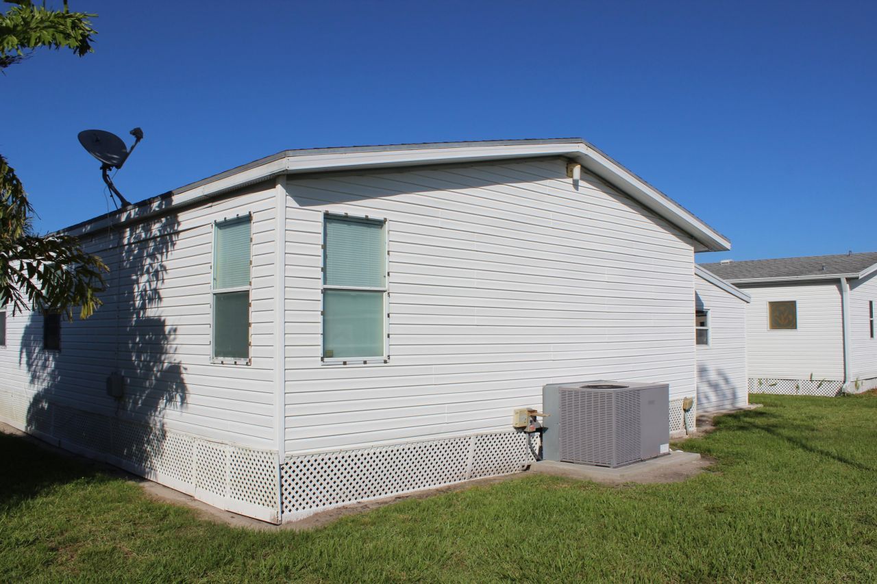 6731 Sinsonte Court, Fort Pierce, FL 34951 Photo