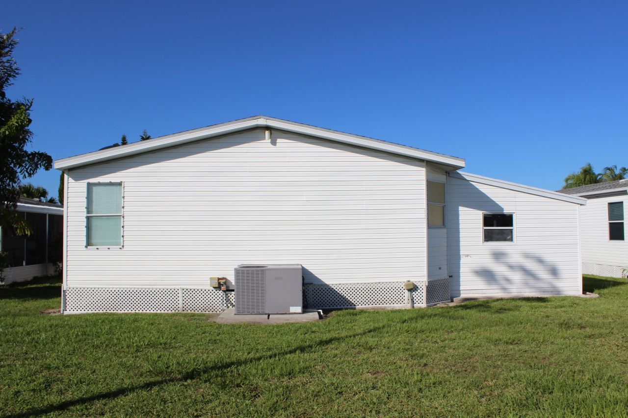 6731 Sinsonte Court, Fort Pierce, FL 34951 Photo