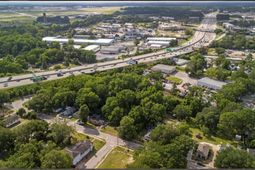 2302 Taylor Street photo 4