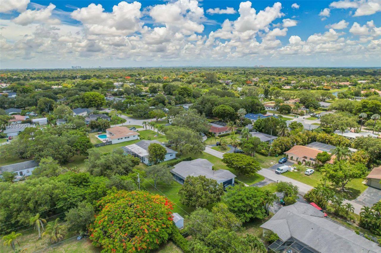 17460 SW 85th Ave, Palmetto Bay, FL 33157 Photo