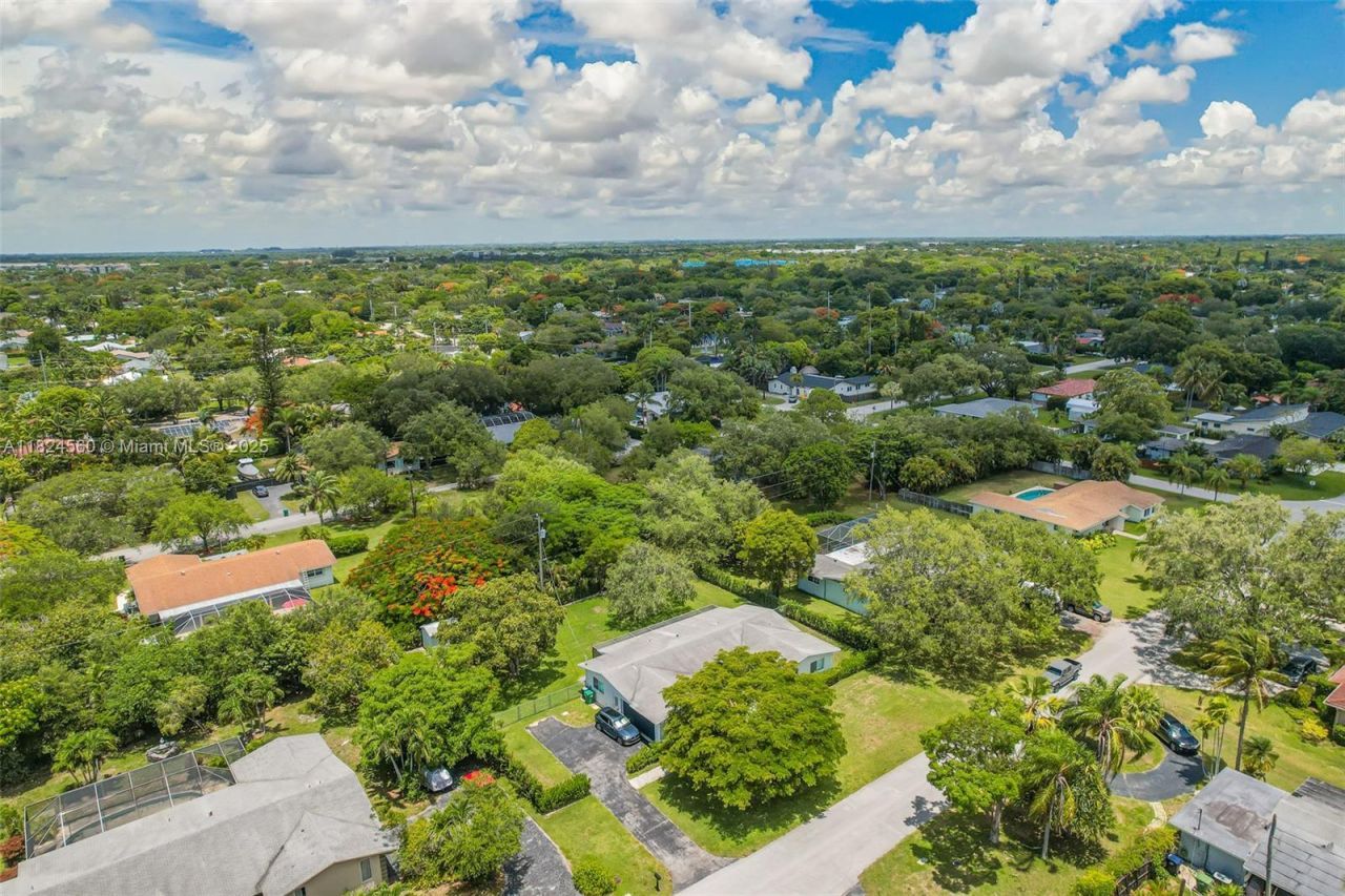 17460 SW 85th Ave, Palmetto Bay, FL 33157 Photo