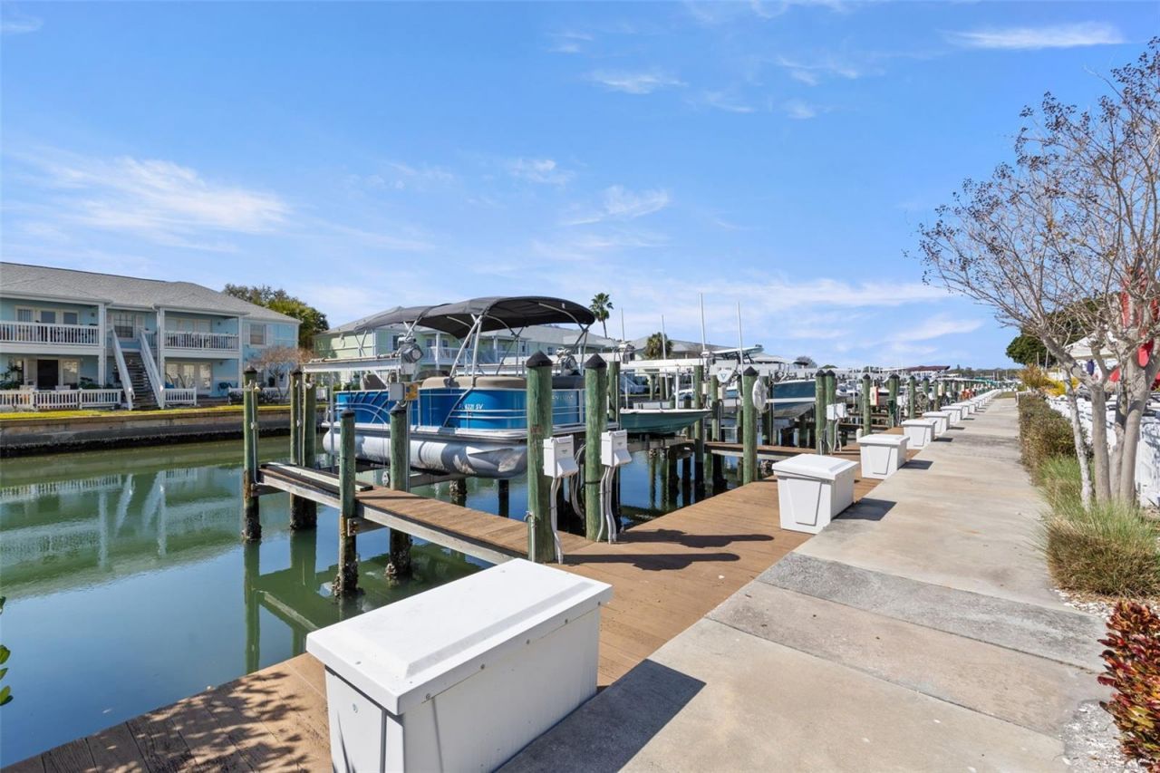 4985 Cobia Drive Se, Unit A, Saint Petersburg, FL 33705 Photo