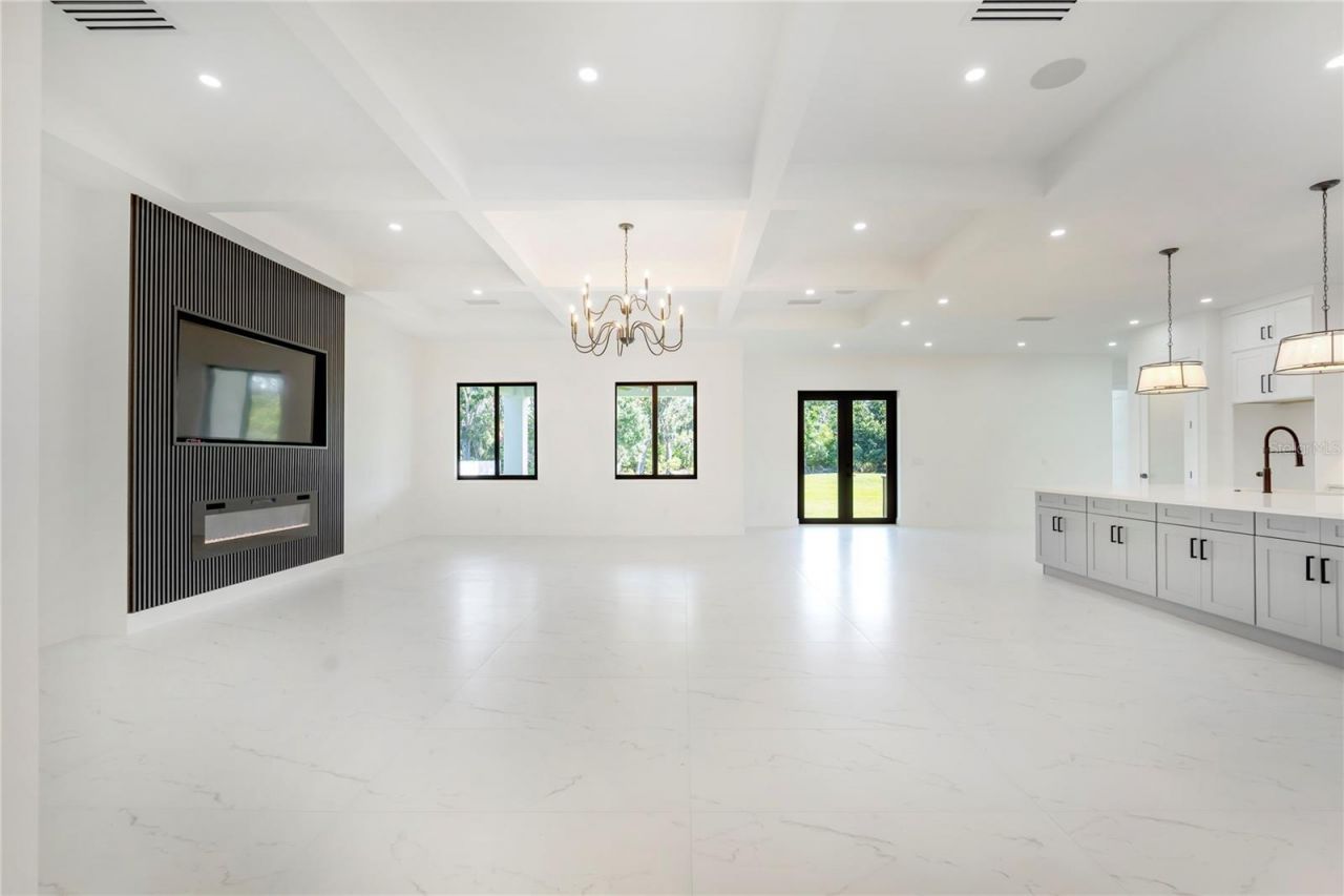 14080 Sydney Road, Dover, FL 33527 Photo