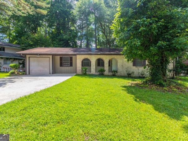 1105 Buckhurst Drive, Atlanta, GA 30349