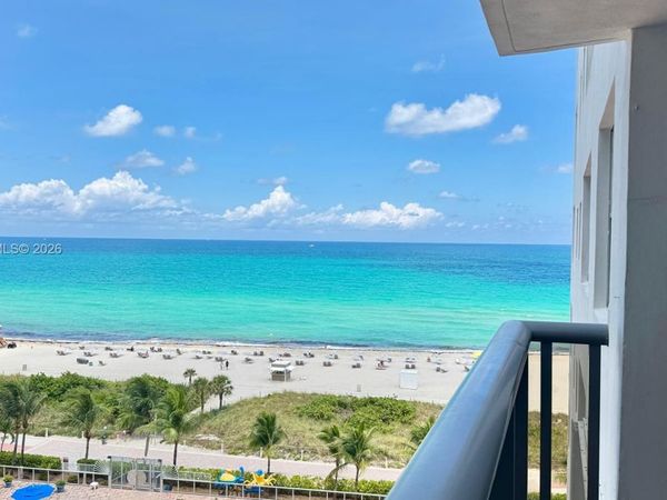 6039 Collins Ave, Unit 923, Miami Beach, FL 33140