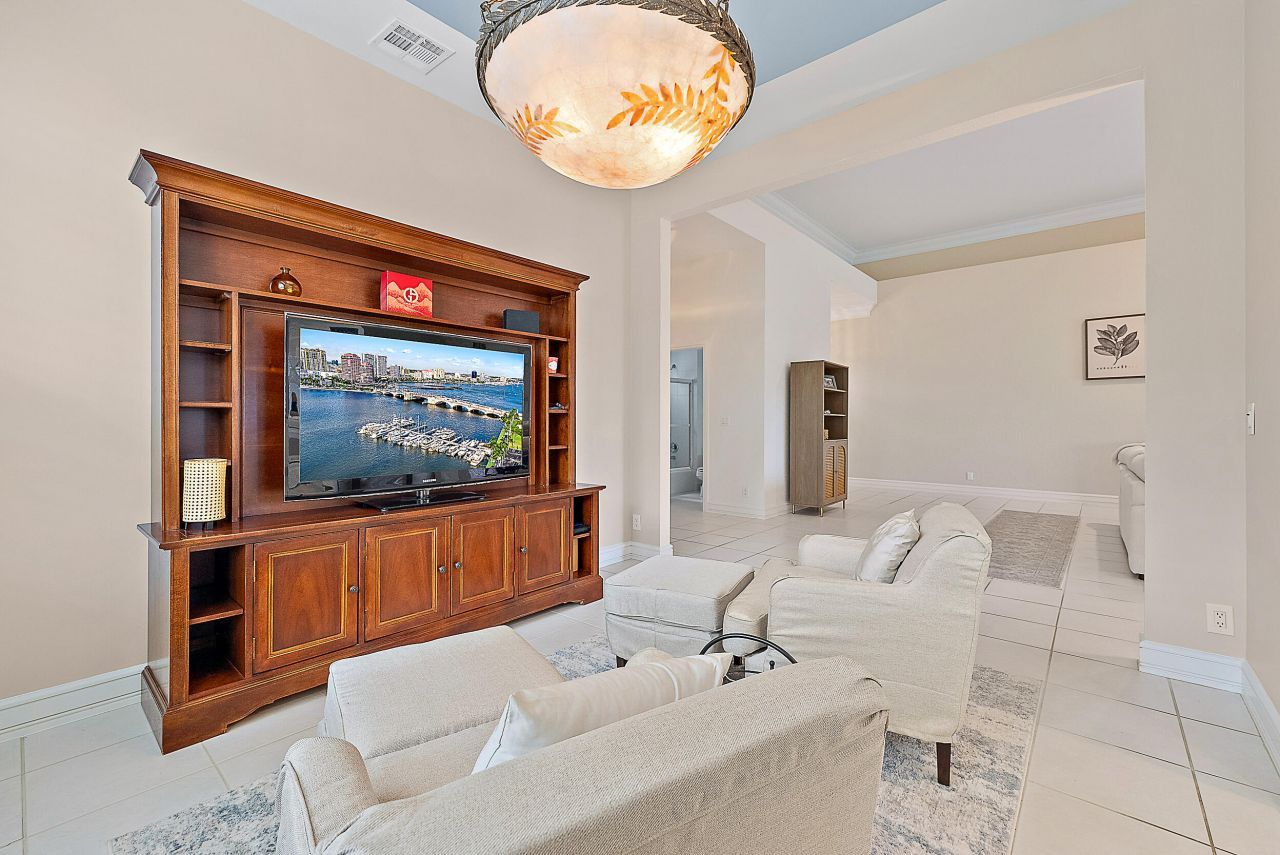 167 N Village Way, Jupiter, FL 33458 Photo