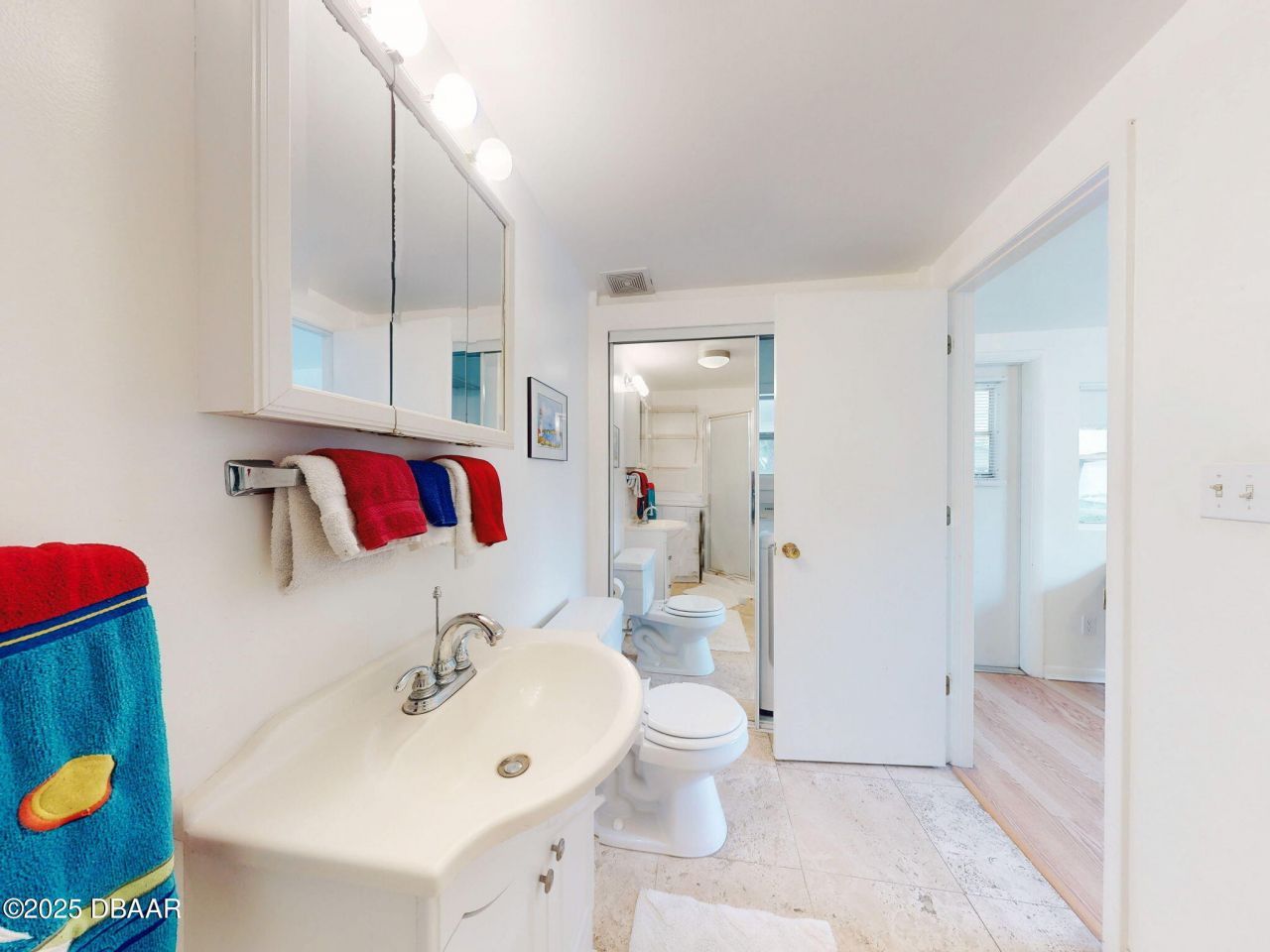 823 E 10th Avenue, New Smyrna Beach, FL 32169 Photo