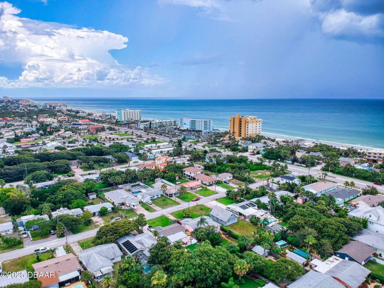 823 E 10th Avenue, New Smyrna Beach, FL 32169 Photo