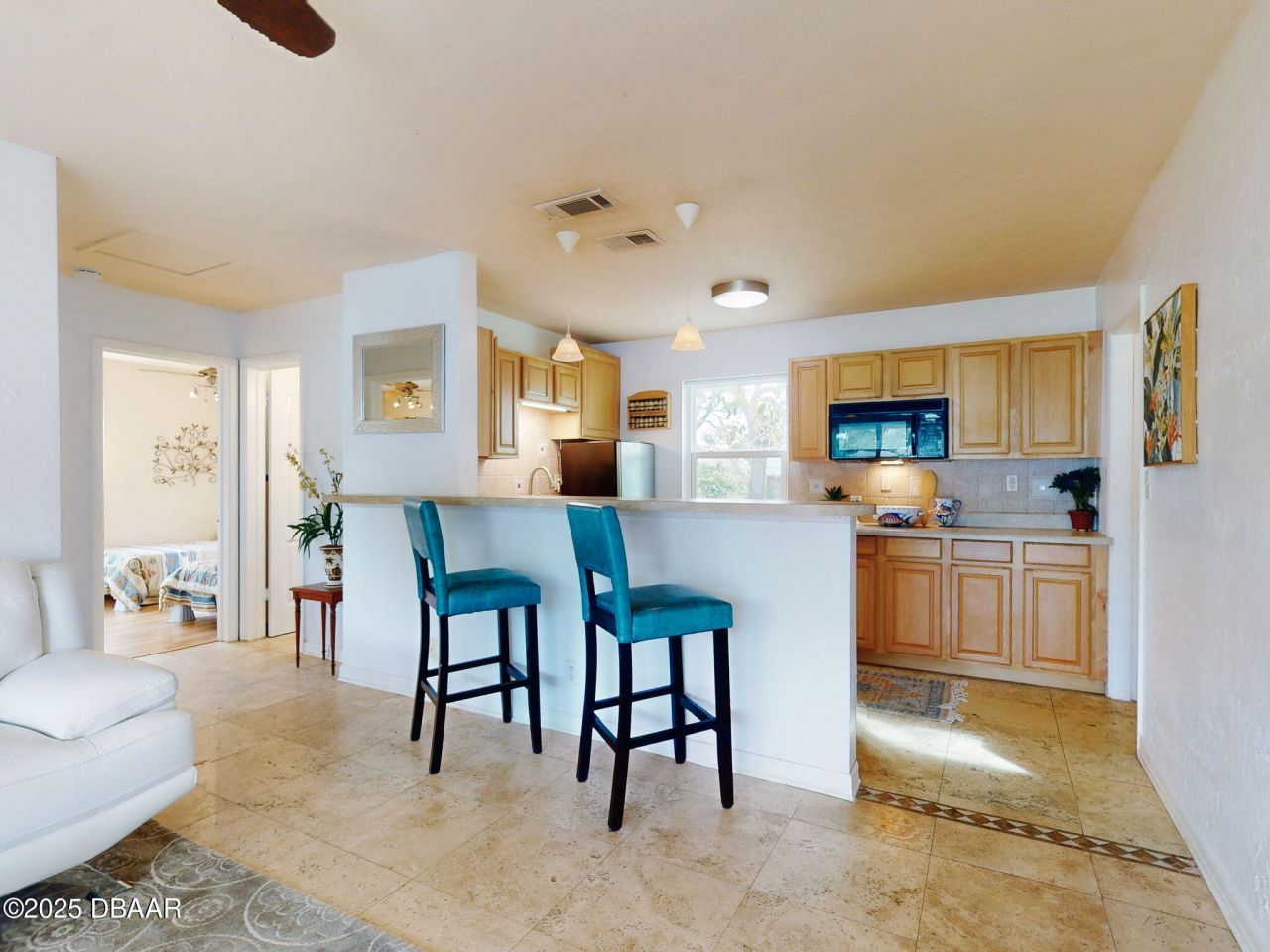 823 E 10th Avenue, New Smyrna Beach, FL 32169 Photo