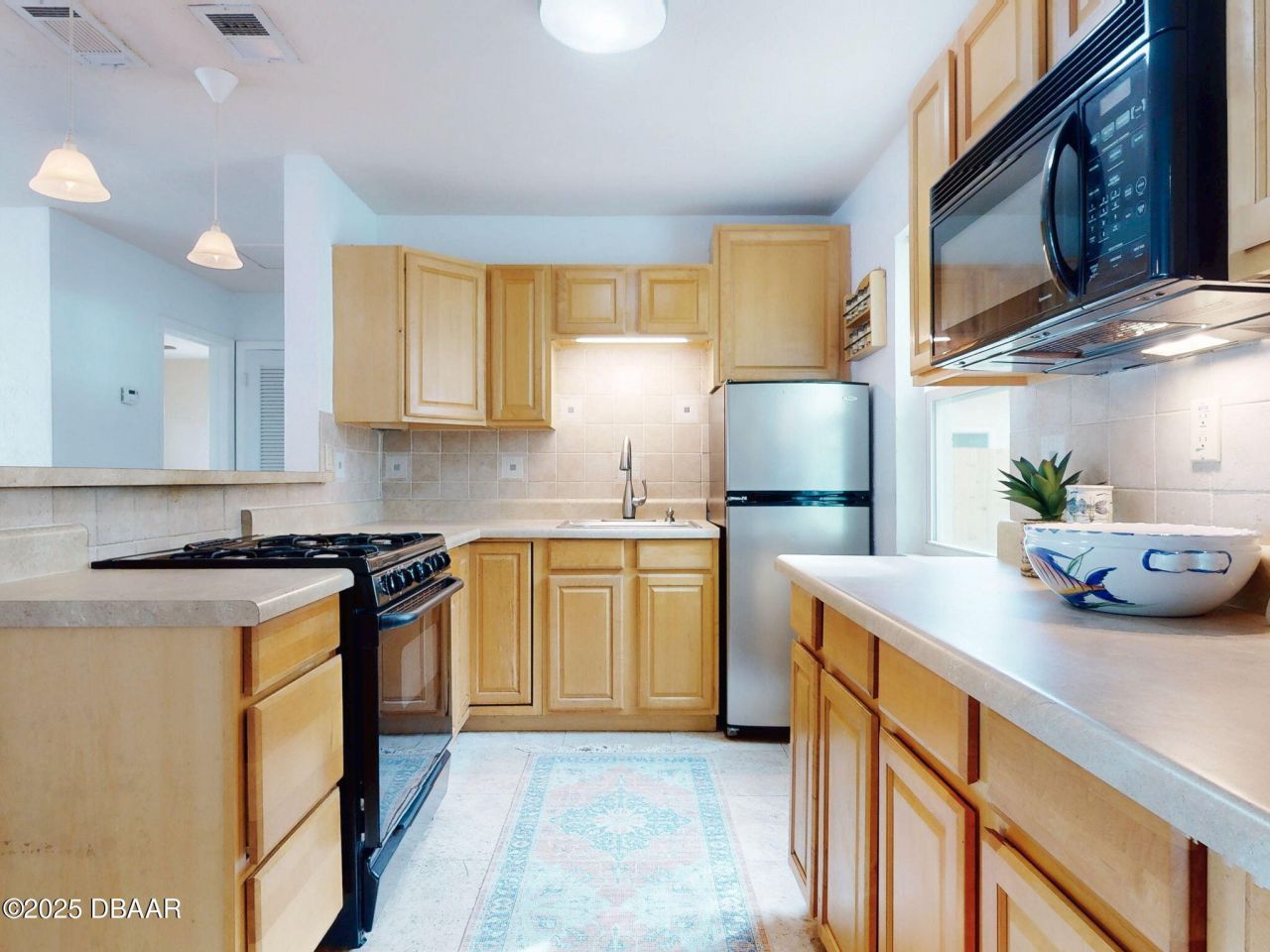 823 E 10th Avenue, New Smyrna Beach, FL 32169 Photo