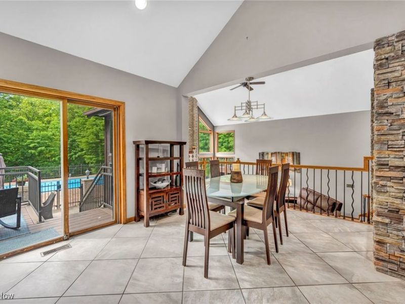 7454 Euclid Chardon Road, Kirtland, OH 44094 Photo 13