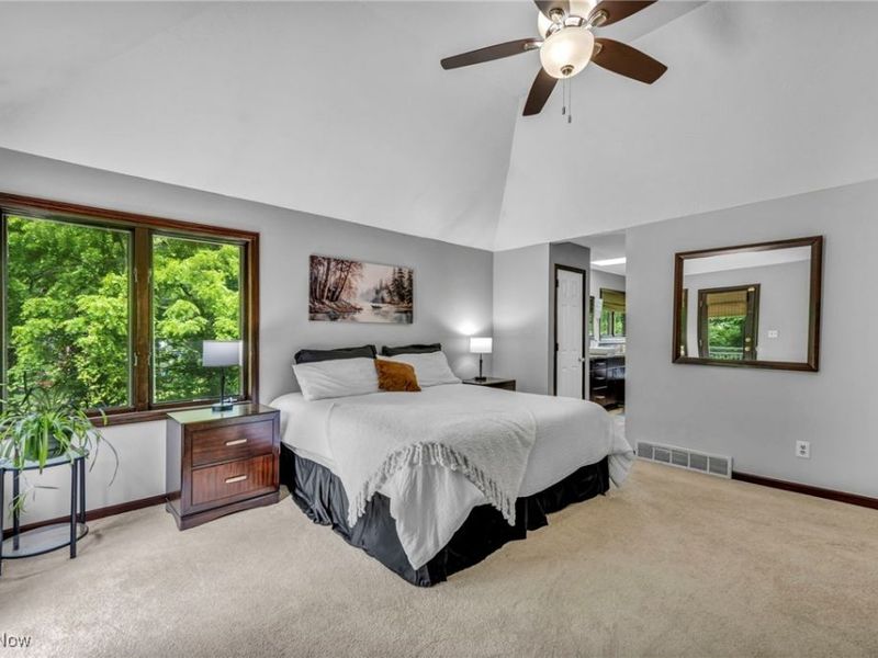 7454 Euclid Chardon Road, Kirtland, OH 44094 Photo 22