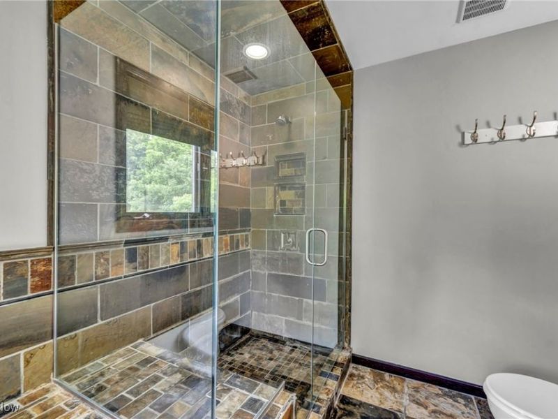 7454 Euclid Chardon Road, Kirtland, OH 44094 Photo 24