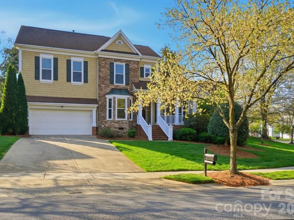 8044 Hawk Crest Court, Charlotte, NC 28270