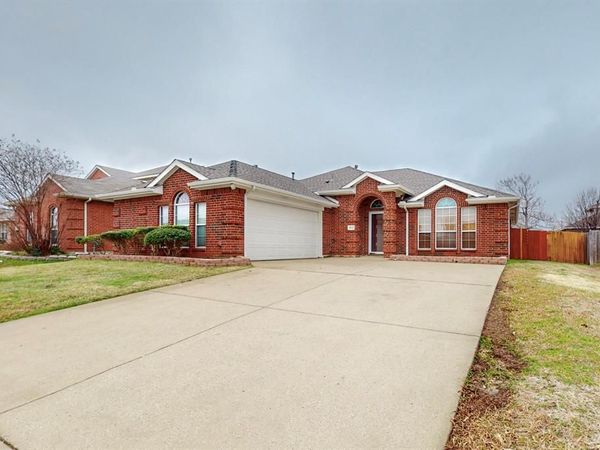 3821 Red Oak Street, Sachse, TX 75048