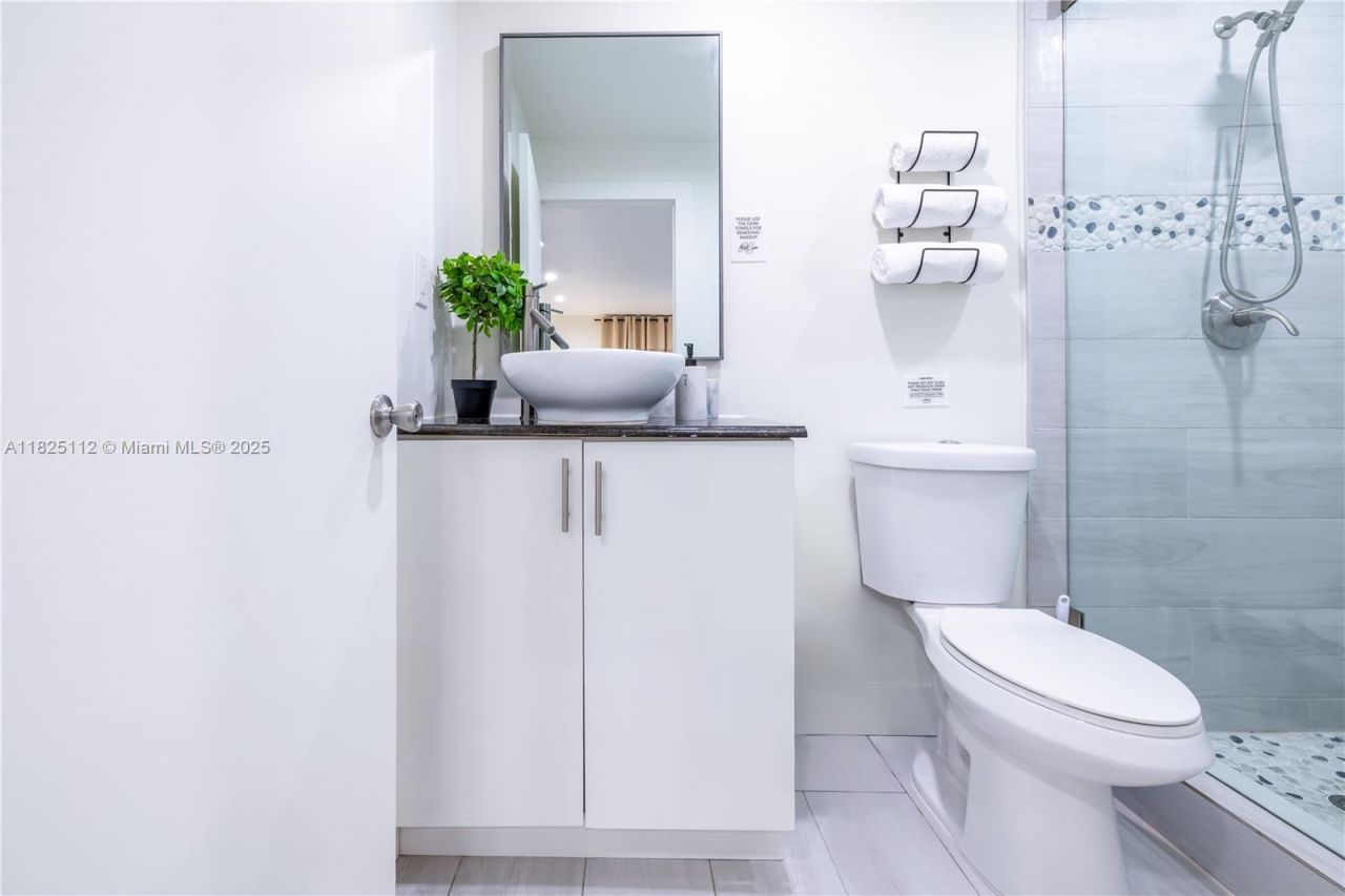 1836 NW 16th Ter, Unit 3, Miami, FL 33125 Photo