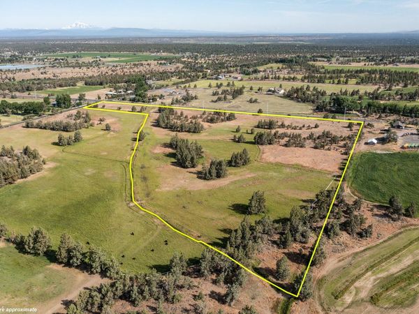 510 SW 67th Street, Redmond, OR 97756