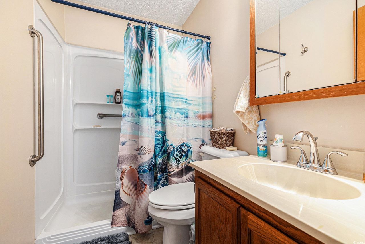 951 Plantation Dr. Photo 29